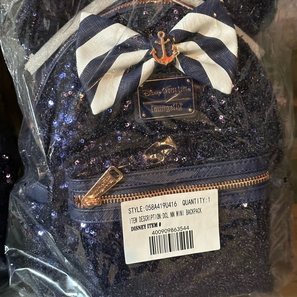 *NEW* Disney Navy Cruise Line Sequin Loungefly Bag  NWT sequins